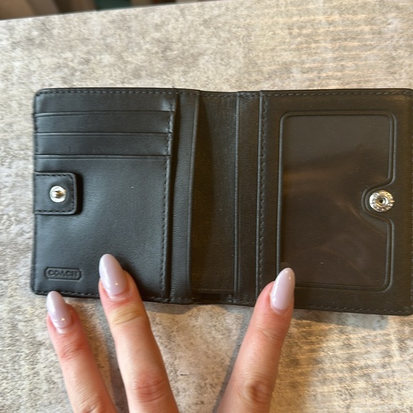 NWOB Coach Mini Wallet - Picture 4 of 5